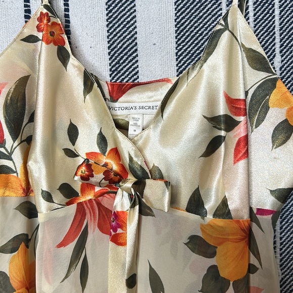 Vintage Y2K Victoria Secret Babydoll Floral Satin Slip Dress - Picture 2 of 3
